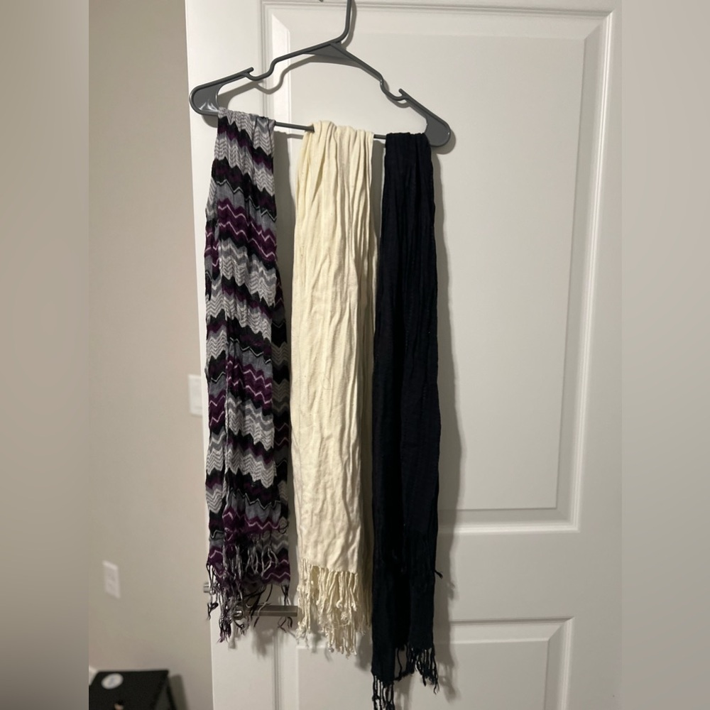 Scarfs